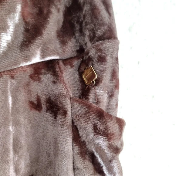 Fabletics Crushed Velour Crossover Leggings - Picture 7 of 9